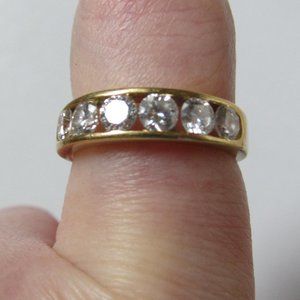 FINAL PRICE Women's 18K Solid Yellow Gold & Diamonds Ring